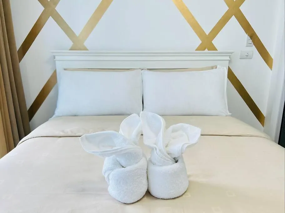 Apartment Azure Lovely And Refreshing 1 Bedroom Suite Manila