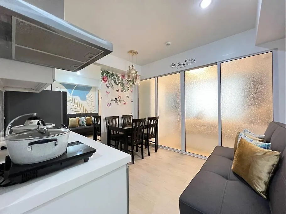 Azure Lovely And Refreshing 1 Bedroom Suite Manila Apartment
