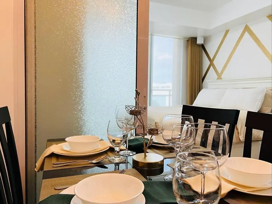 Azure Lovely And Refreshing 1 Bedroom Suite Manila