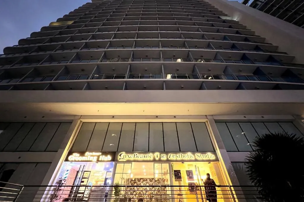 Azure Lovely And Refreshing 1 Bedroom Suite Manila 0*,